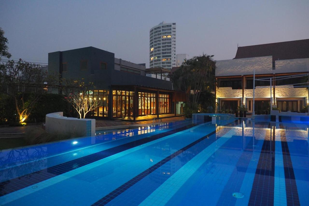 Kochira Hotel Hua Hin Bagian luar foto