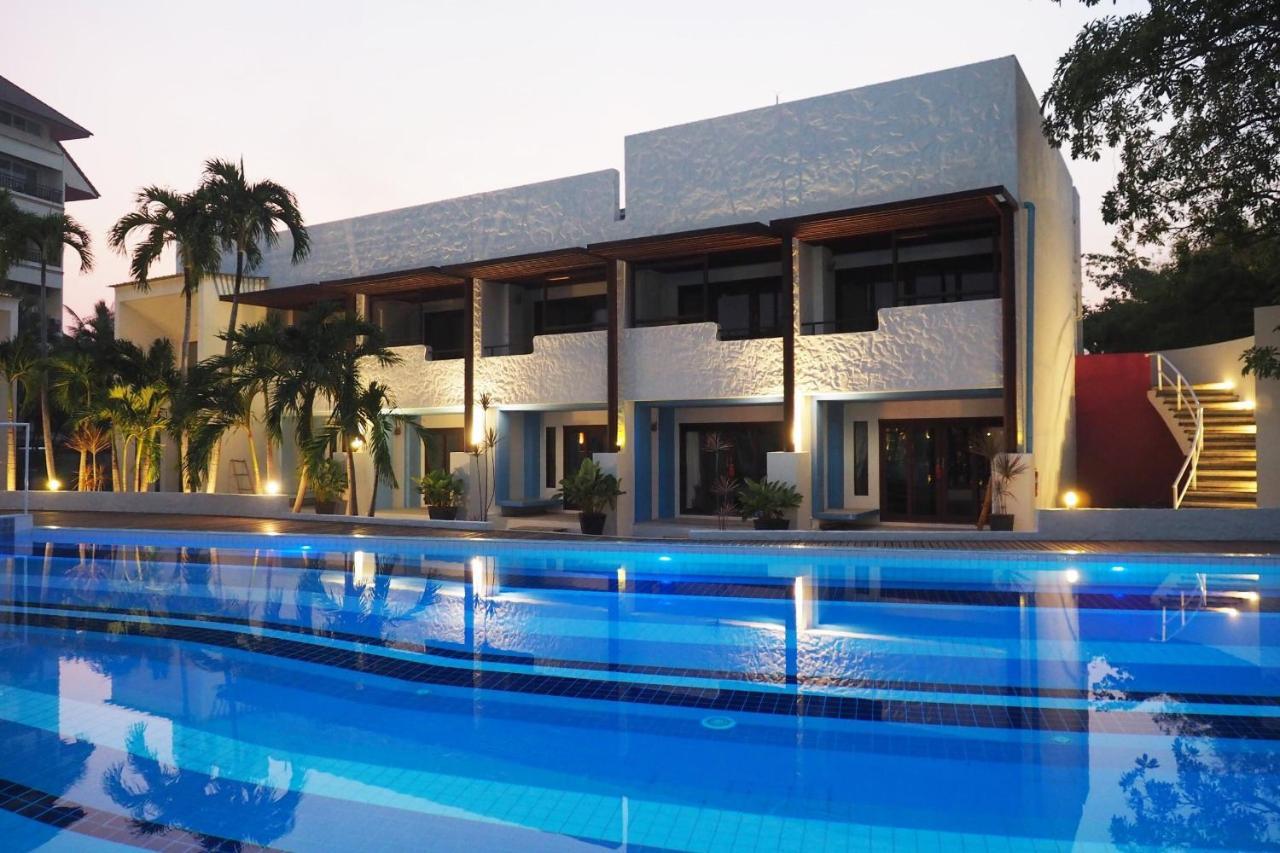 Kochira Hotel Hua Hin Bagian luar foto