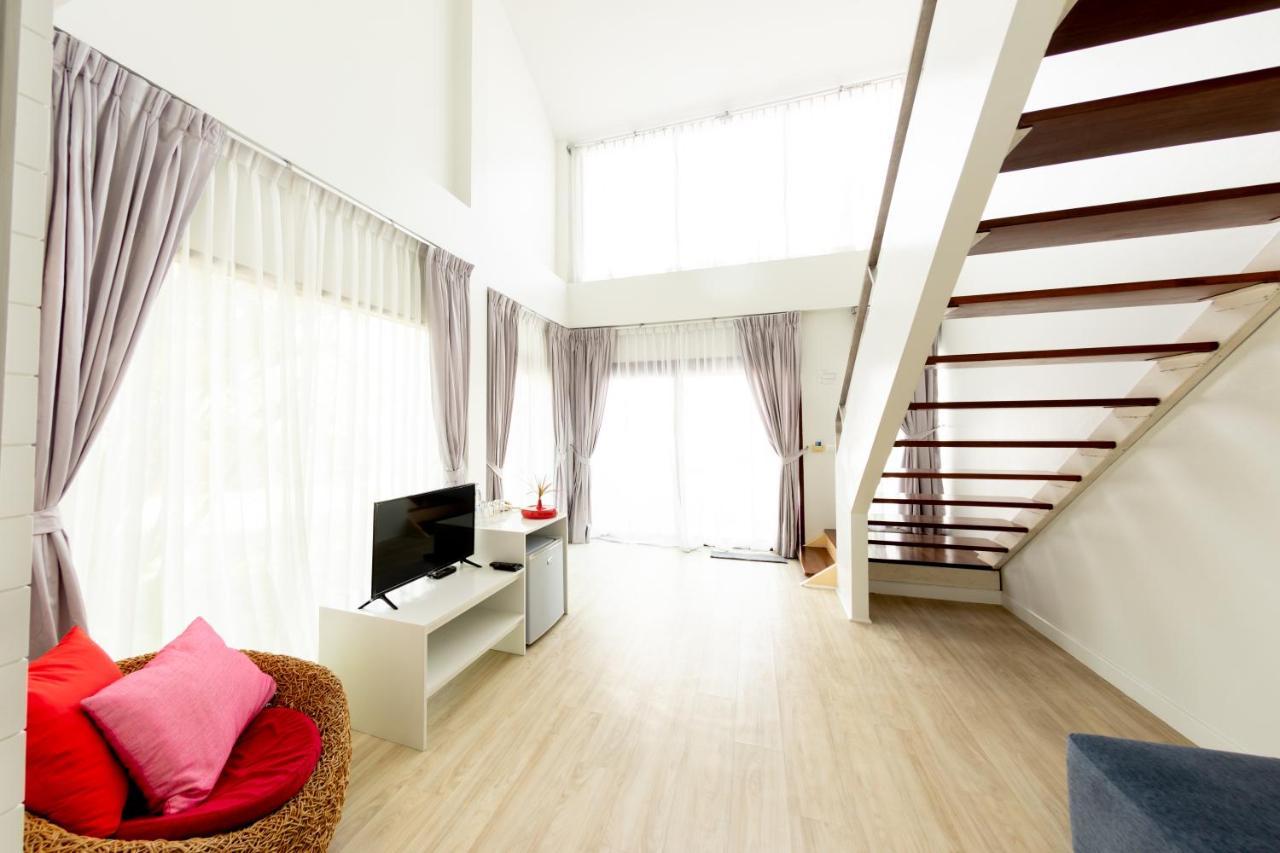 Kochira Hotel Hua Hin Bagian luar foto